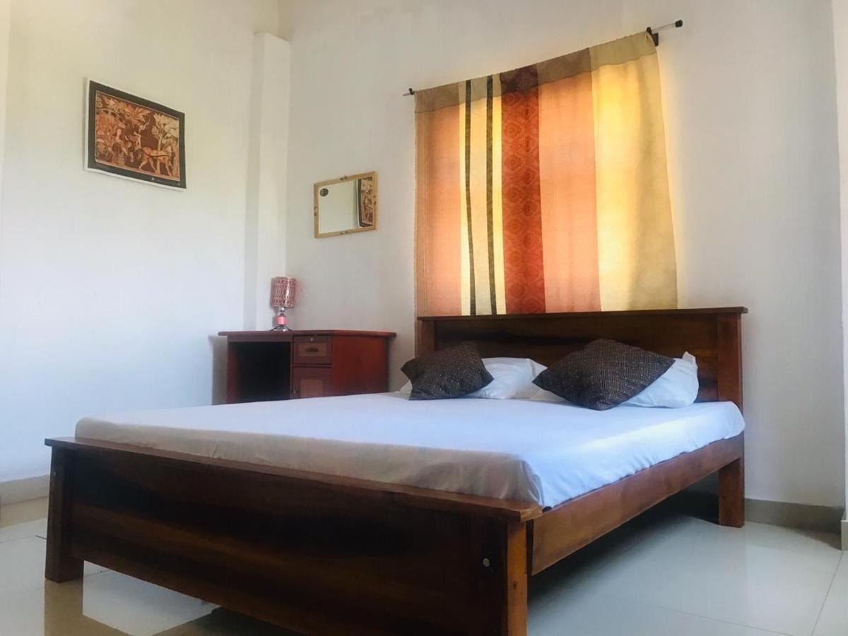 Mountview Homestay Канди Экстерьер фото